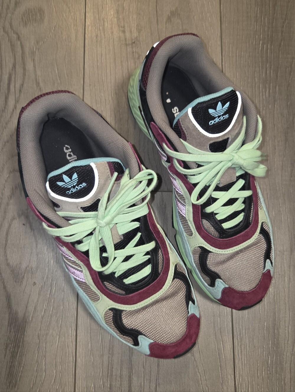 adidas Men's Multicolor Retro Runner Sneakers - Mint Laces